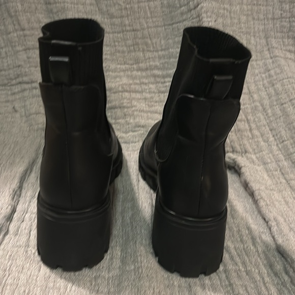 Steve Madden | Boots | Size 8 in women - Picture 3 of 4